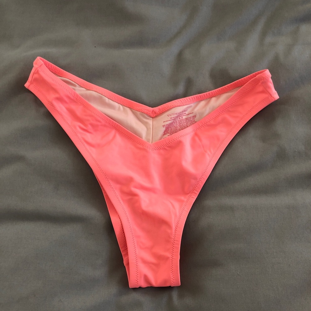 Victoria’s Secret High Leg V-Cut Bikini